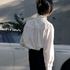 批发晨领白色<b class='q'>衬衫</b>长袖秋季新款女装<b class='q'>宽松</b>外穿木耳边上衣别致法式<b class='q'>衬衣</b>