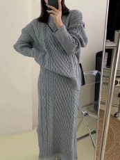 韩国秋冬季新款羊毛绒麻花宽松毛衣流苏开衩包臀半身长裙两件套装