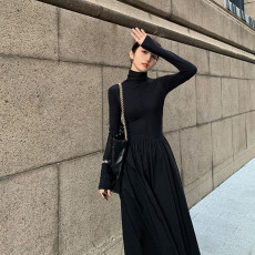 2023新款春秋法式高级感气质女神范长裙赫本风显瘦黑色长袖连衣裙