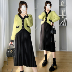 批发实拍8391孕妇秋冬套装小香风针织毛衣开衫打底裙孕妇装套8391