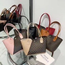 批发实拍包包女包ladies handbags2022新款<b class='q'>时尚</b>手提包拼色托特包女包
