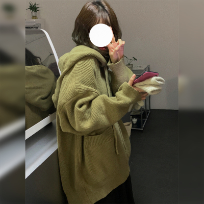 2022年秋冬季新款设计感小众日系复古慵懒风针织开衫连帽毛衣外套