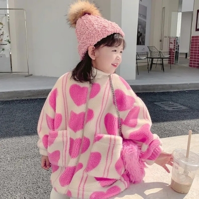 女童秋冬装外套2022新款儿童加绒加厚洋气时髦宝宝冬季羊羔毛上衣