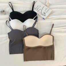 批发实拍冰丝<b class='q'>运动</b>吊带<b class='q'>背心女</b>内搭设计感小众外穿美背修身短款辣妹上衣