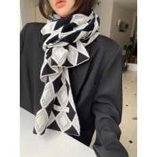 实拍实价 北极绒菱格针织围巾秋冬保暖围脖披肩