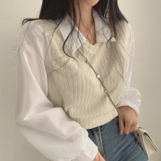 批发<b class='q'>韩国</b>chic秋季复古小众法式衬衫拼接翻领灯笼袖假两件短款针织上衣
