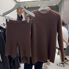 批发<b class='q'>韩国</b>东大门2024秋冬季新款宽松气质长袖针织上衣休闲<b class='q'>打底裤</b>套装女