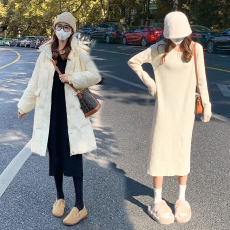 批发实拍<b class='q'>黑色</b>针织连衣裙女秋冬季配大衣的内搭宽松长款过膝打底毛衣裙