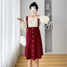 批发实拍2023<b class='q'>冬</b>季新款网红孕妇装元旦新年红裙炸街回门哺乳连衣裙