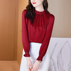 批发实拍春装木耳边小衫洋气泡泡袖缎面桑蚕丝高端衬衣女气质<b class='q'>真丝</b>上衣