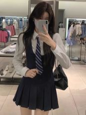 学院风纯欲白衬衫长袖甜辣套装女秋冬新款小个子马甲背心裙两件套