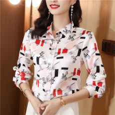 批发杭州真丝<b class='q'>衬衫</b>女2026秋季新款时尚气质印花经典翻领桑蚕丝缎面上衣