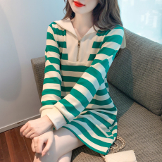 连衣裙子女春天直筒显瘦2023新款小众设计感条纹小个子短裙T恤裙
