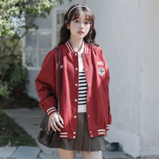 批发实拍2025年秋季新款学院风v领洋气<b class='q'>棒球</b>服重工刺绣文艺休闲<b class='q'>外套</b>