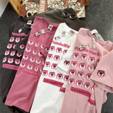包领德绒纸袋T恤女圆领短袖2023春印花草莓熊打底衫上衣