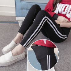 批发实拍2026春季<b class='q'>新款</b><b class='q'>孕妇</b><b class='q'>打底裤</b>百搭<b class='q'>孕妇</b><b class='q'>裤</b>侧边条纹裤外穿托腹裤长裤