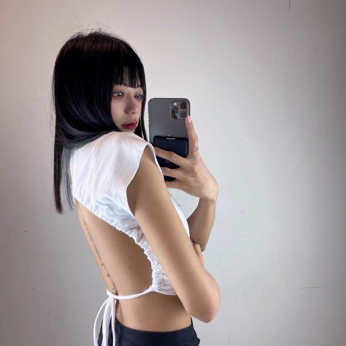 있음 선적 원본 새로운 유럽과 미국 팬 대 백리스 레이스업 몸매 가꾸기 이슬 허리 티셔츠 여성 여름 핫걸 맨위