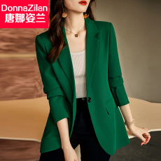 批发黑色休闲西装外套女冬季加厚小众小个子高级感<b class='q'>秋</b>冬款2026新款西服