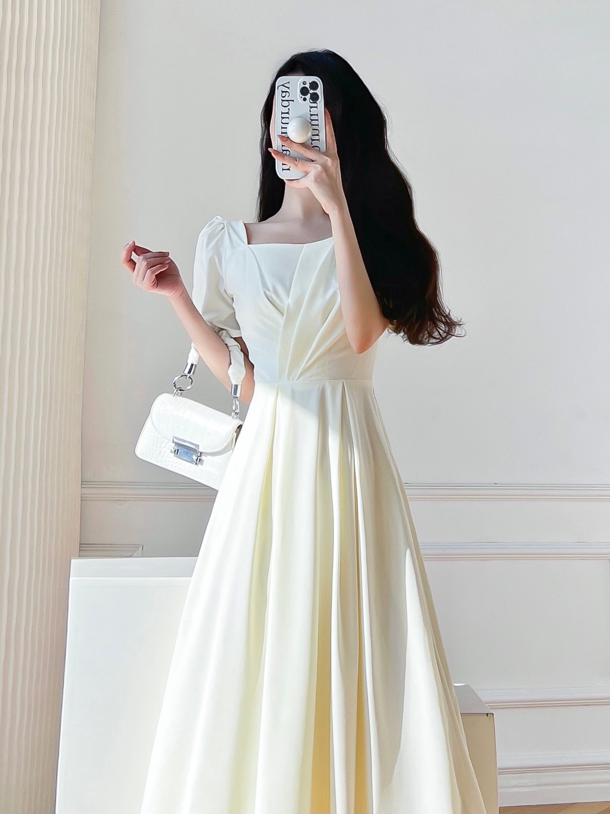 法式白色连衣裙女夏季2023新款方领气质初恋收腰显瘦高级感长裙子