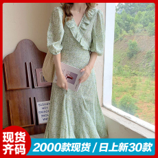 2023年新款微胖女装梨形高级裙子绿色碎花连衣裙梨形身材夏季大码