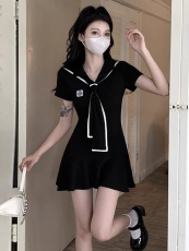 赫本风连衣裙夏季2023年新款女小个子辣妹纯欲学院风海军领小黑裙