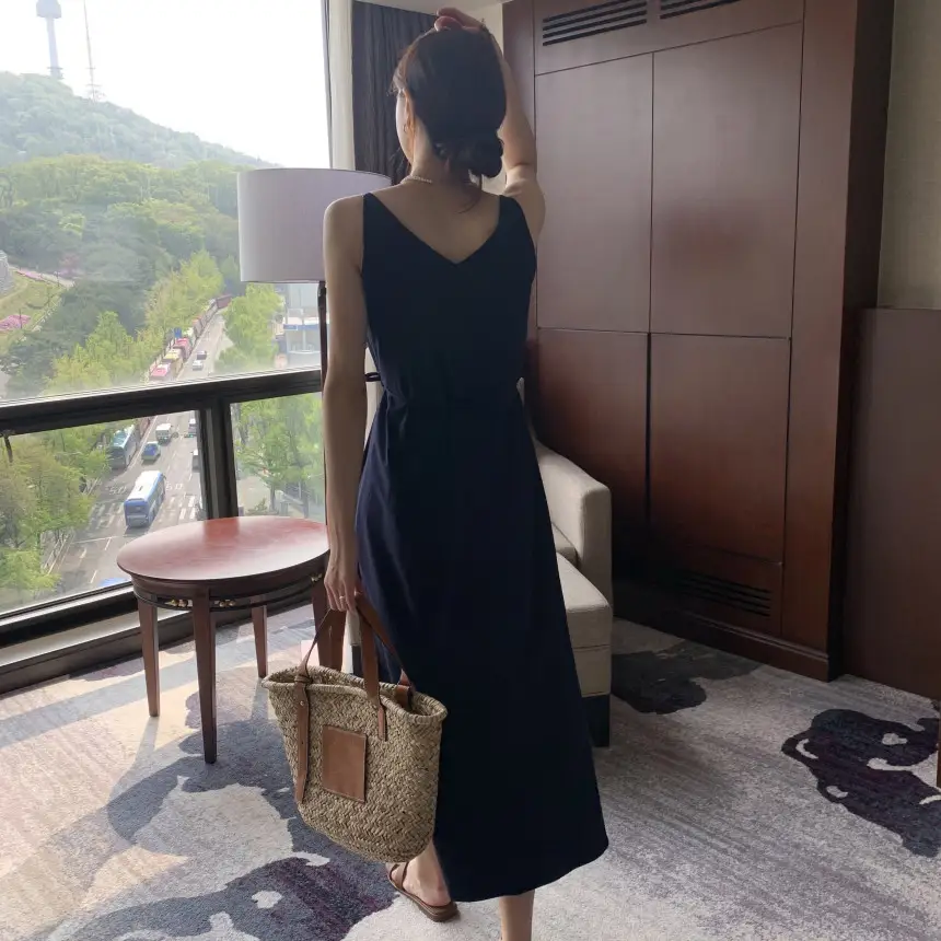 여성용 V넥 슬리브리스 원피스 상세 이미지 10