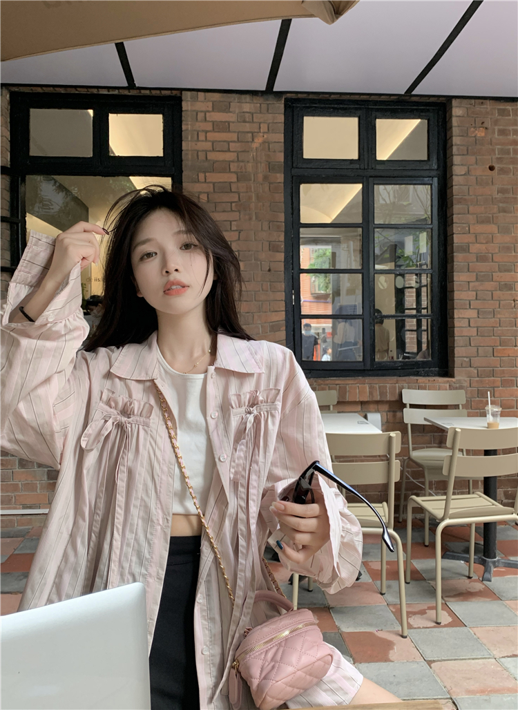 실사 정가 봄 디자인 센스 나비 매듭 루즈핏 자외선 차단 스트라이프 중간 길이 얇은 스타일 셔츠 여성 코트