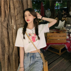 批发韩国外贸甜美小熊短袖T恤女夏季ins潮盐系减龄小个子短款露脐上衣