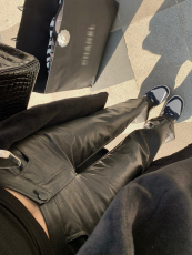 早安樊樊v字腰头气质黑巧皮裤女秋冬新款高腰直筒百搭显瘦休闲裤