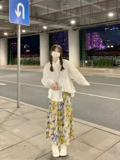 法式甜美风套装春不规则娃娃领衬衫油画风高腰碎花半身裙两件套女