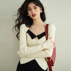 批发2023春装新款女装方领毛衣早春内搭打底针织衫独特别致法式小上衣