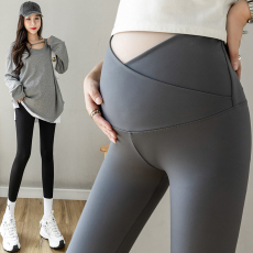 批发实拍新款孕妇<b class='q'>打底裤</b>秋季外穿鲨鱼皮裤九分休闲瑜伽显瘦裤