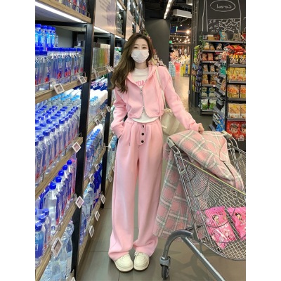 早春装女穿搭运动休闲绝美奶fufu减龄俏皮活泼小香风卫衣两件套装