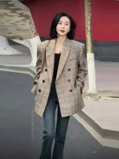 格子西装外套女春秋新款韩版气质小个子西服短款休闲小西装女上衣