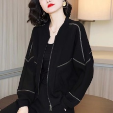 批发黑色薄款短款外套女装长袖2026春秋装新款休闲宽松棒球服夹克上衣