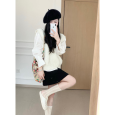 批发学院风白色毛衣内搭<b class='q'>衬衫</b>马甲女新款春装叠穿针织背心三件套装