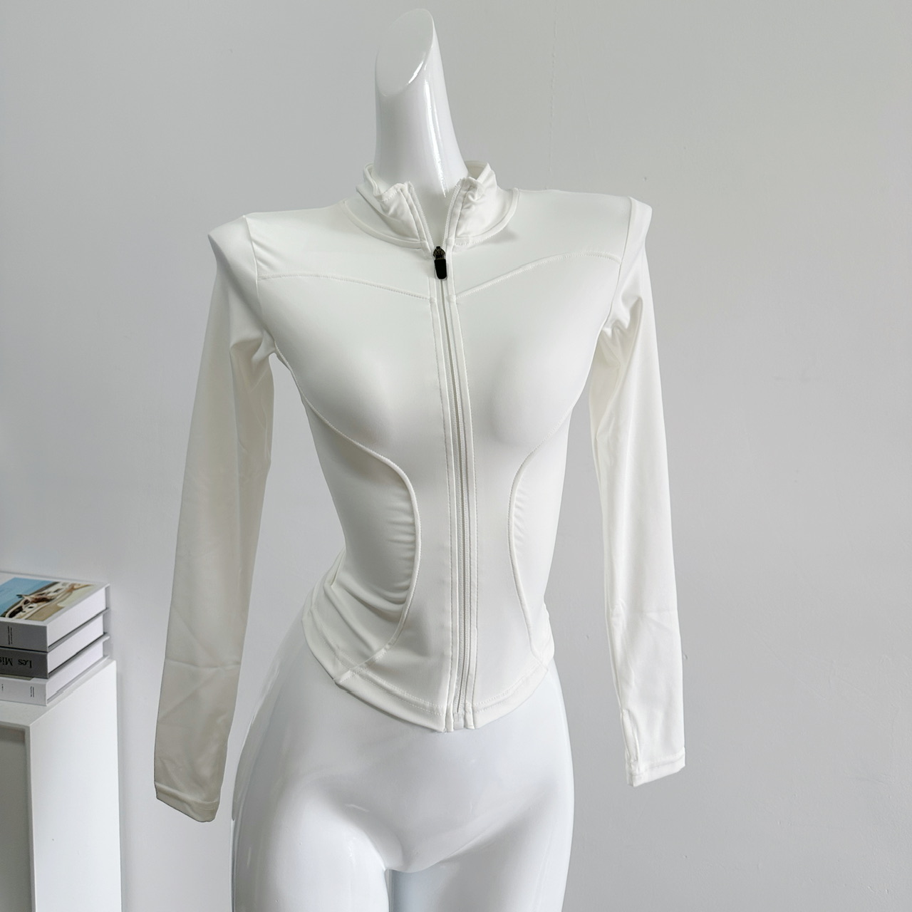 Fitness jacket women, tight fitting quick drying top, long sleeved professional running, Pilates training, yoga suit set_voghion.com