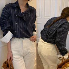 实拍实价 韩版设计感不规则领口条纹拼色长袖衬衫 2色现货