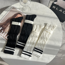 批发黑白麻花小腿袜春夏新款袜子女日系JK二杠运动<b class='q'>长筒袜</b>网红超火棉袜