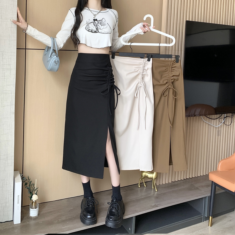 Actual shot of new autumn pleated drawstring slit skirt for women with design, high waist, temperament and fashionable A-line mid-length skirt