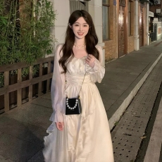 白里BAILISTUDIO 掌上明珠 春夏新款长袖连衣裙设计感收腰仙女裙