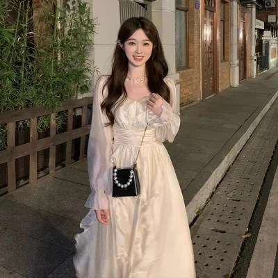 白里BAILISTUDIO 掌上明珠 春夏新款长袖连衣裙设计感收腰仙女裙