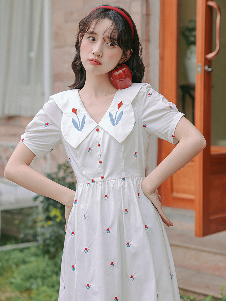 MY10674# 绝美娃娃领郁金香绣花法式气质蝴蝶领温柔风白色连衣裙女裝貨...
