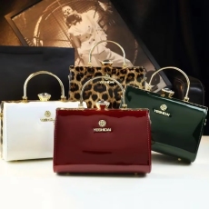 批发高端正品真皮名媛<b class='q'>时尚</b>定型漆皮2023新款简约百搭手提大气女士包包