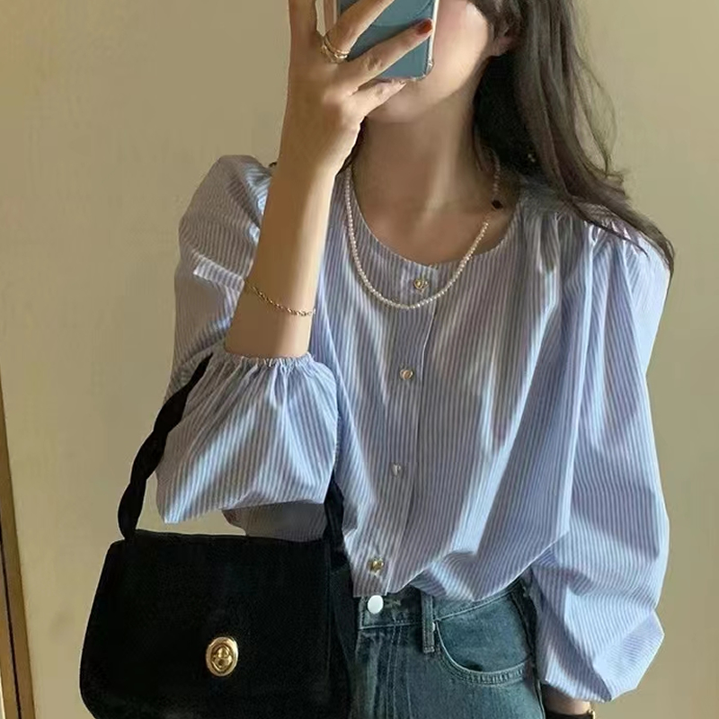 한국 동대문 새로운 작은 대중 Chic 하트 단추 라운드 넥 긴팔 여성 셔츠