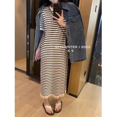 批发<b class='q'>韩国</b><b class='q'>SK</b>长裙2023夏季新款冰丝条纹针织高级感春装茶歇法式连衣裙女
