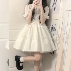 2023年新款超仙女森系洛丽塔小众设计vintage初恋白色连衣裙子夏
