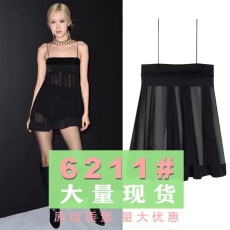 批发blackpink朴彩英rose同款黑色吊带<b class='q'>连衣裙</b>性感透视显瘦小礼服薄纱