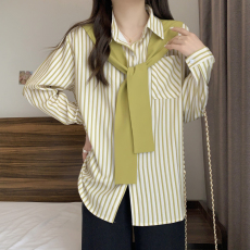 实拍# 特价款跑量款 大量现货 2023春季披肩拼接假两件条纹衬衫女