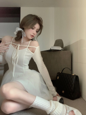 实拍实价 2023春夏新品白色网纱蓬蓬连衣裙设计感芭蕾少女裙